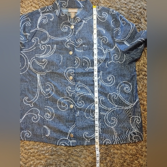 Chicos Top Chambray Embroidered Boho Artsy - Picture 15 of 15